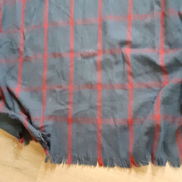 plaid wrap - Picture 2 of 3